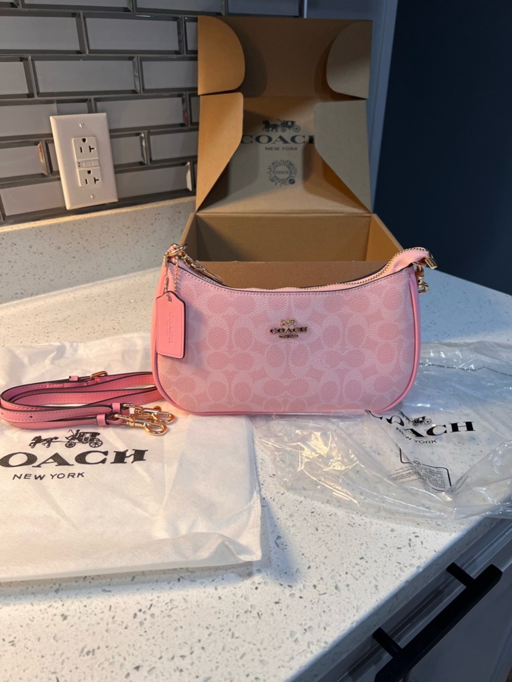 COACH Pink Teri bag, Signature Logo Convertible Crossbody